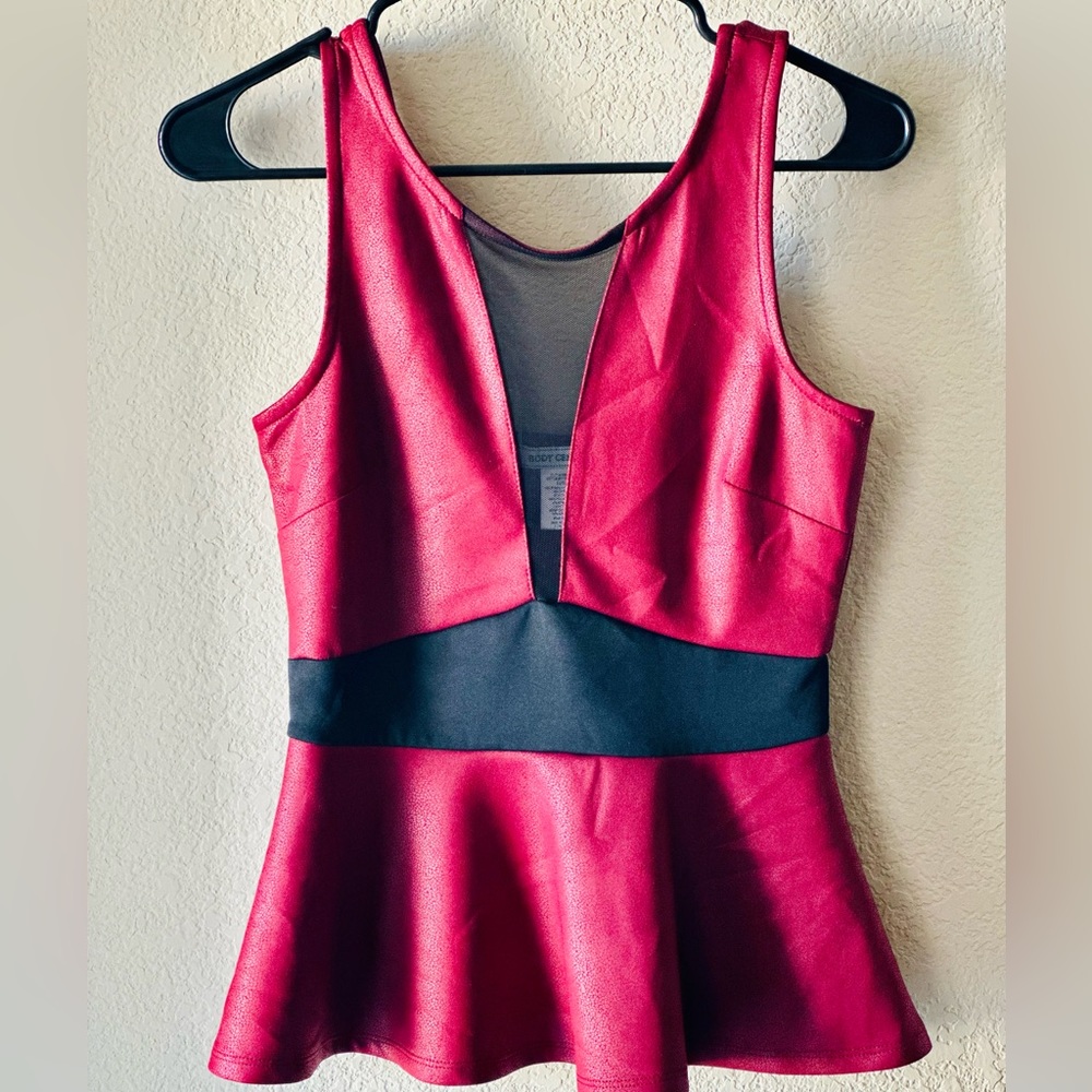 NWOT Body Central Red/Black Peplum Blouse Size M
